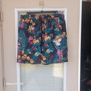 Big Poppa Floral Men's Swim Shorts - Black